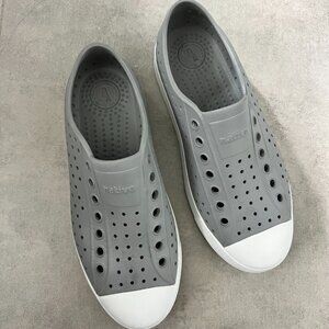 Women's Native Jefferson Shoes size 8